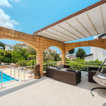 Lapta Poolside Villa *